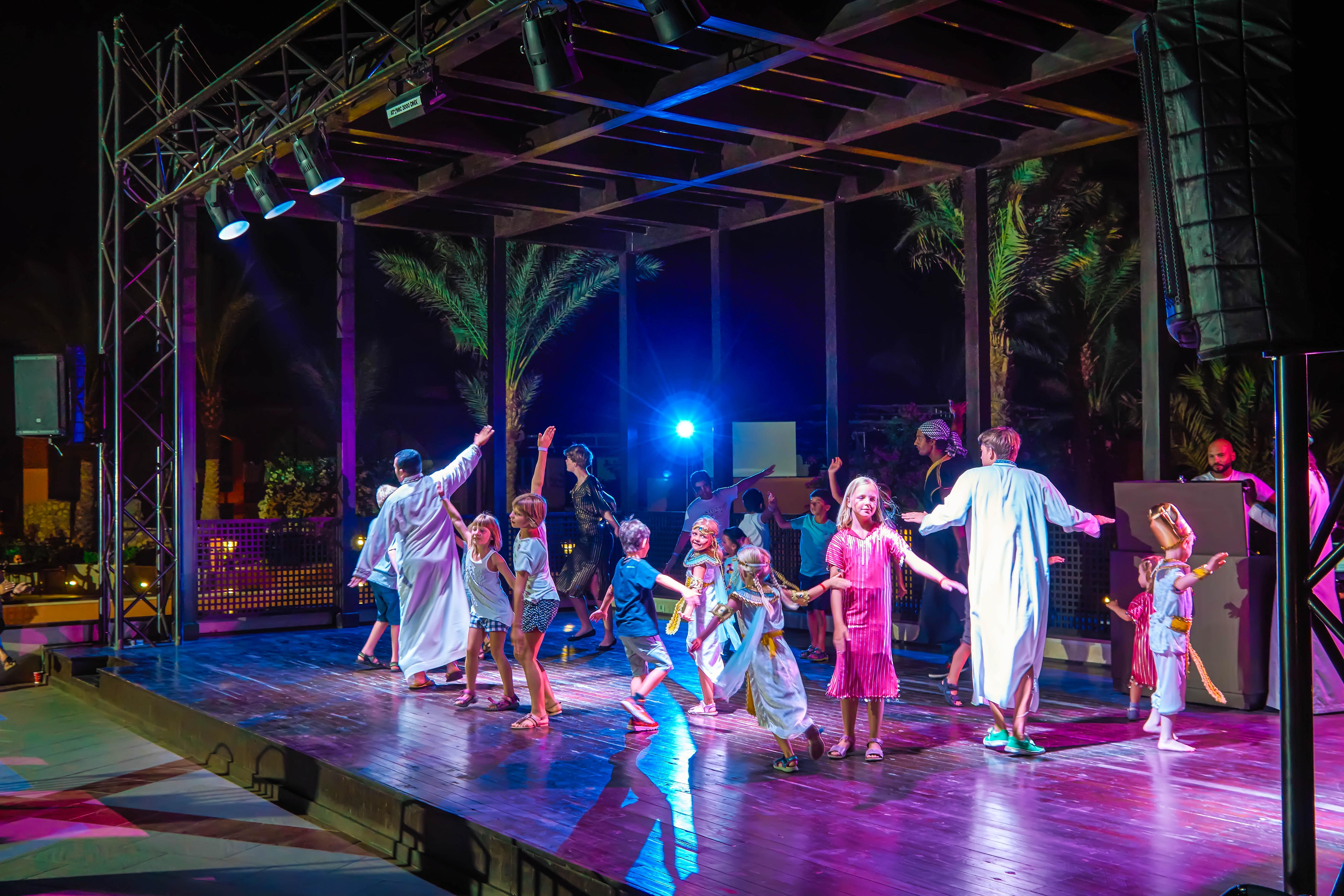ホテル Jaz Makadi Oasis Club エクステリア 写真