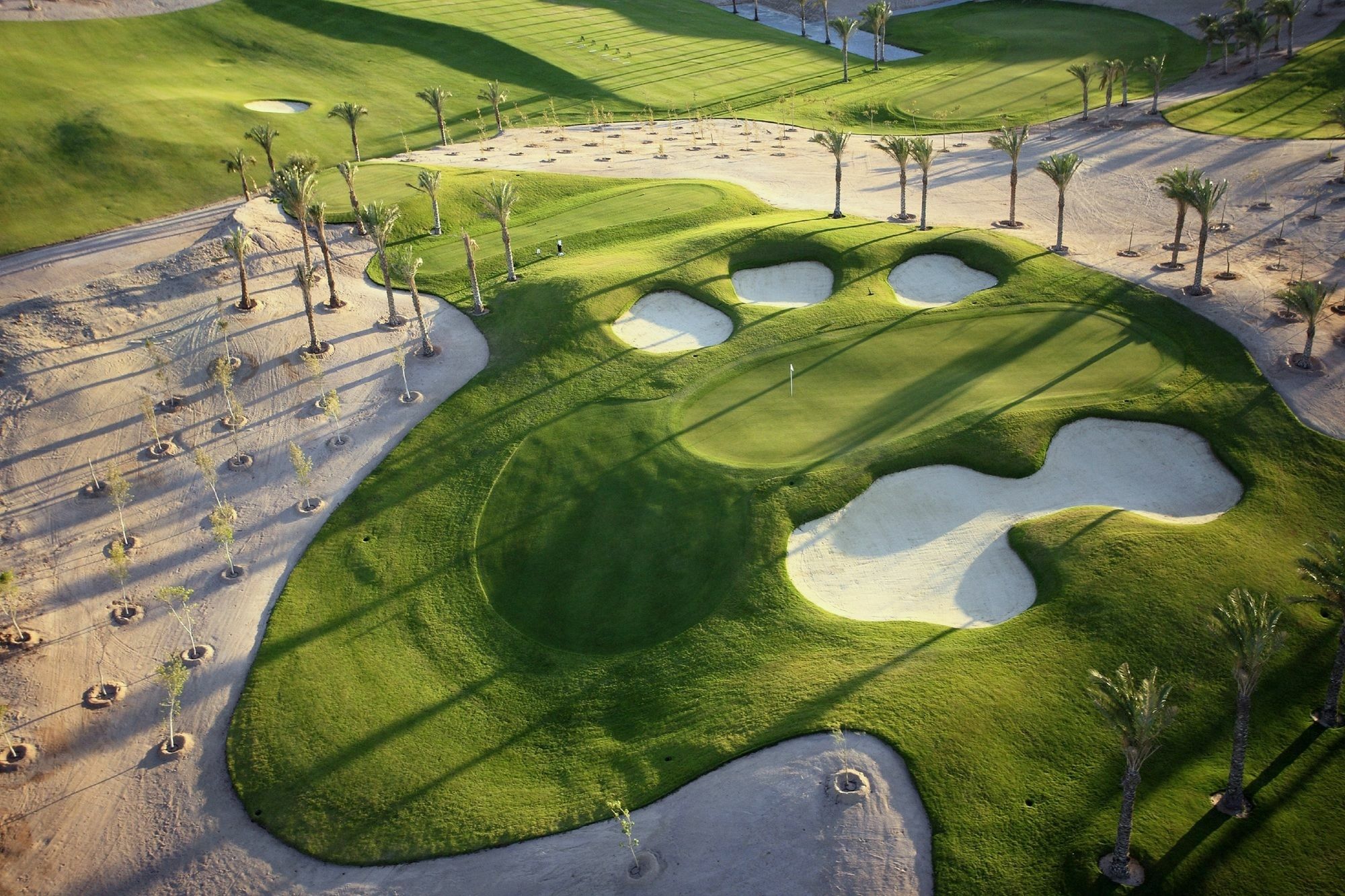 ホテル Jaz Makadi Oasis Club エクステリア 写真