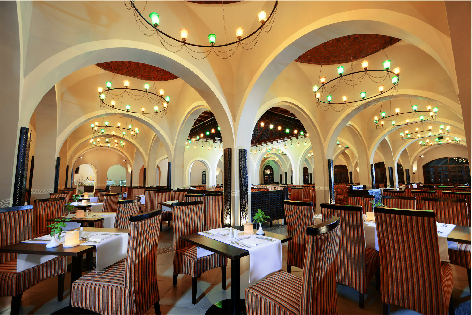 ホテル Jaz Makadi Oasis Club エクステリア 写真