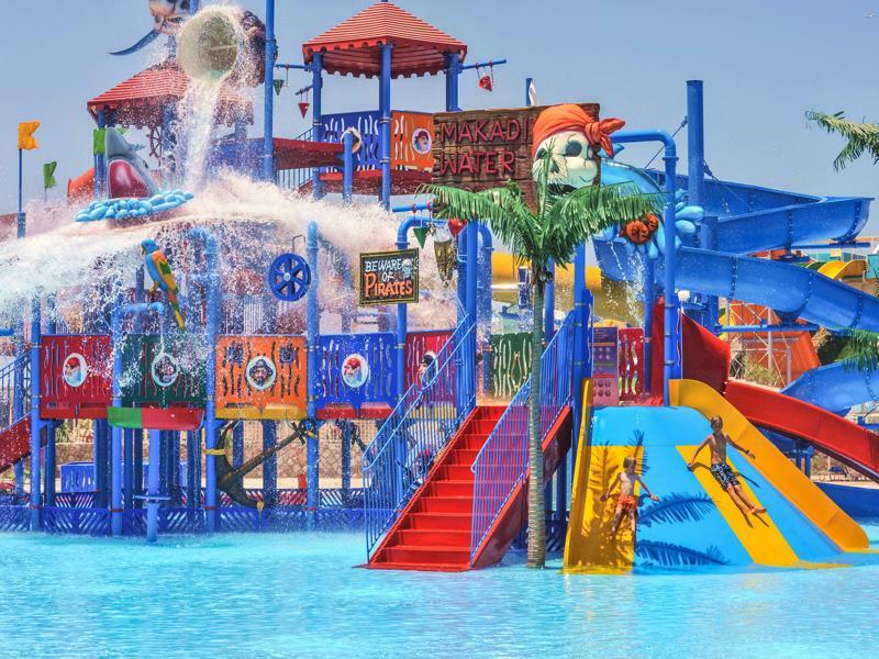 ホテル Jaz Makadi Oasis Club エクステリア 写真